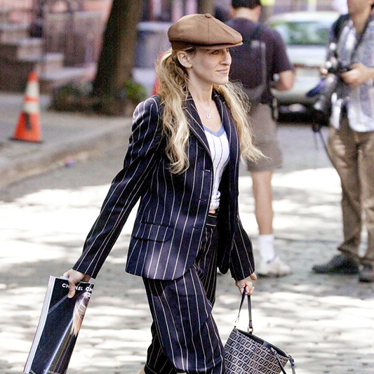https://d3ky706b8zjp43.cloudfront.net/wp-content/uploads/2021/02/five-styling-tips-we-have-carrie-bradshaw-to-thank-0221-haute-sport.jpg
